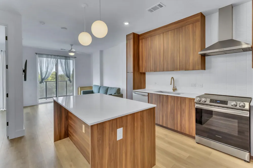 1701 Simond Avenue #226 Austin, TX 78723
