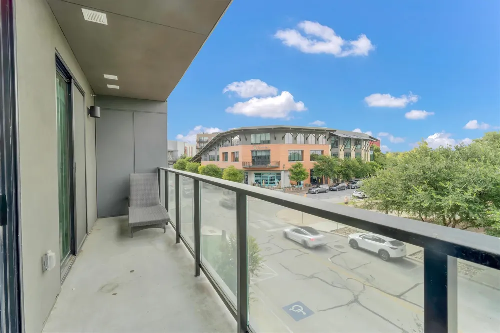 1701 Simond Avenue #226 Austin, TX 78723