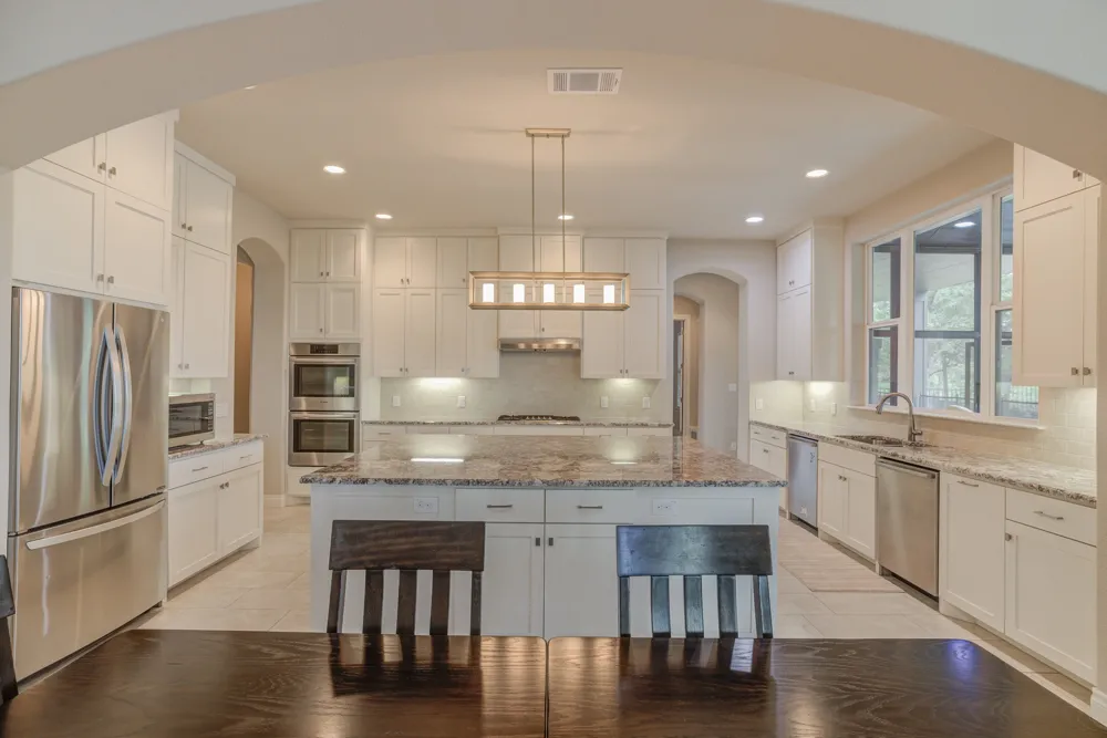 954 Covered Bridge Drive Driftwood, TX 78619