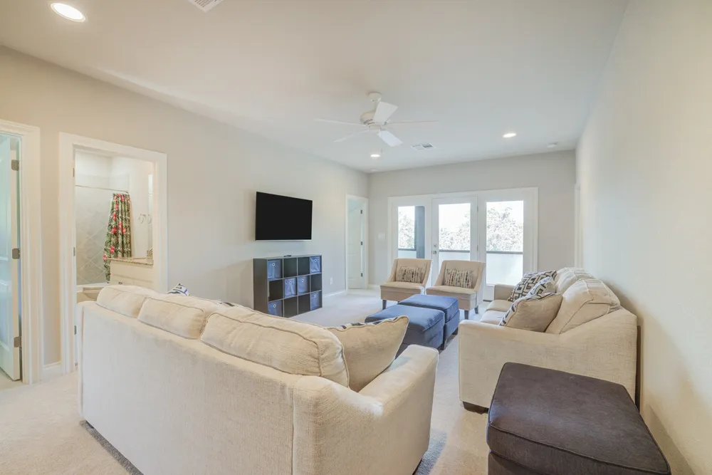 954 Covered Bridge Drive Driftwood, TX 78619
