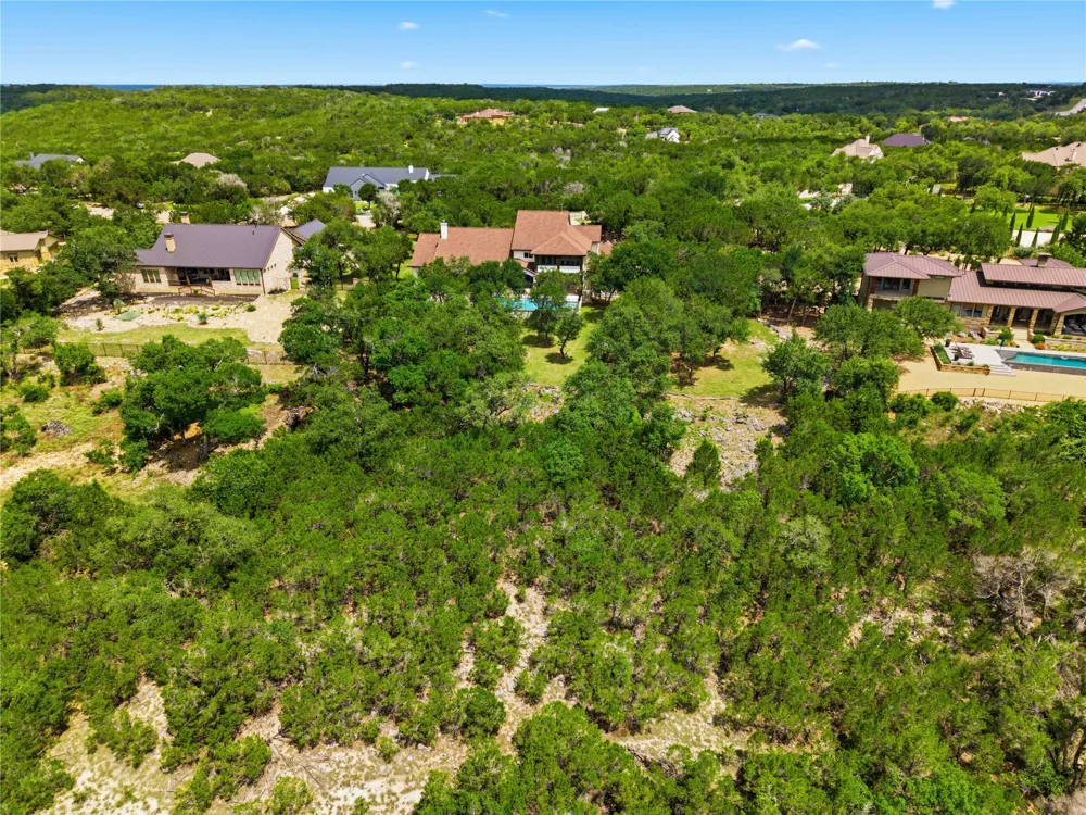 954 Covered Bridge Drive Driftwood, TX 78619