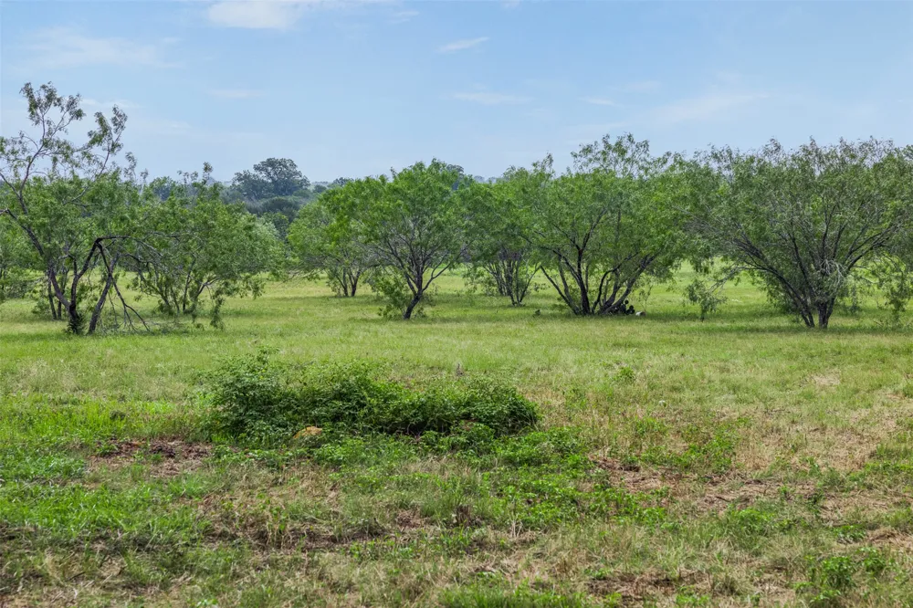 401 FM 672 Dale, TX 78616