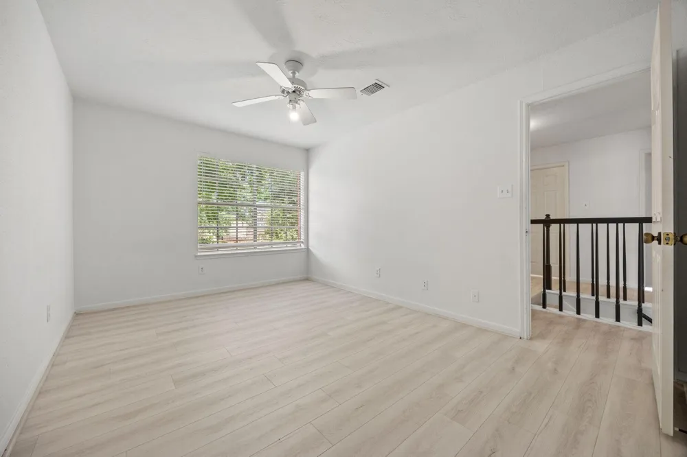 211 Aberdeen Street Stafford, TX 77477