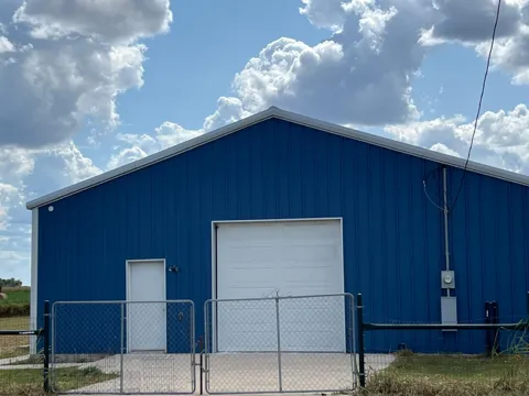 2000 County Road 453 Ranch
