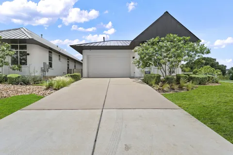 121 Rough Creek Road