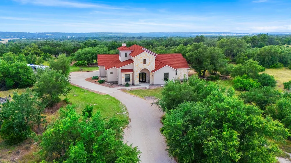 638 Strada Luca Florence, TX 76527