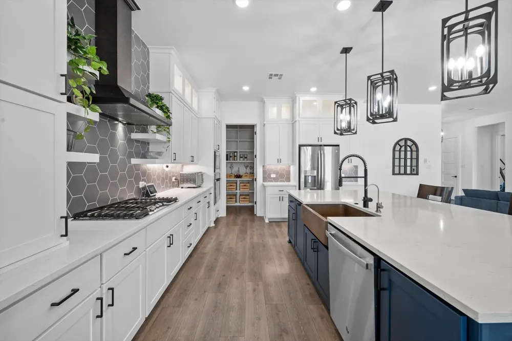 638 Strada Luca Florence, TX 76527