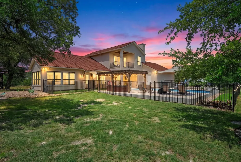 638 Strada Luca Florence, TX 76527