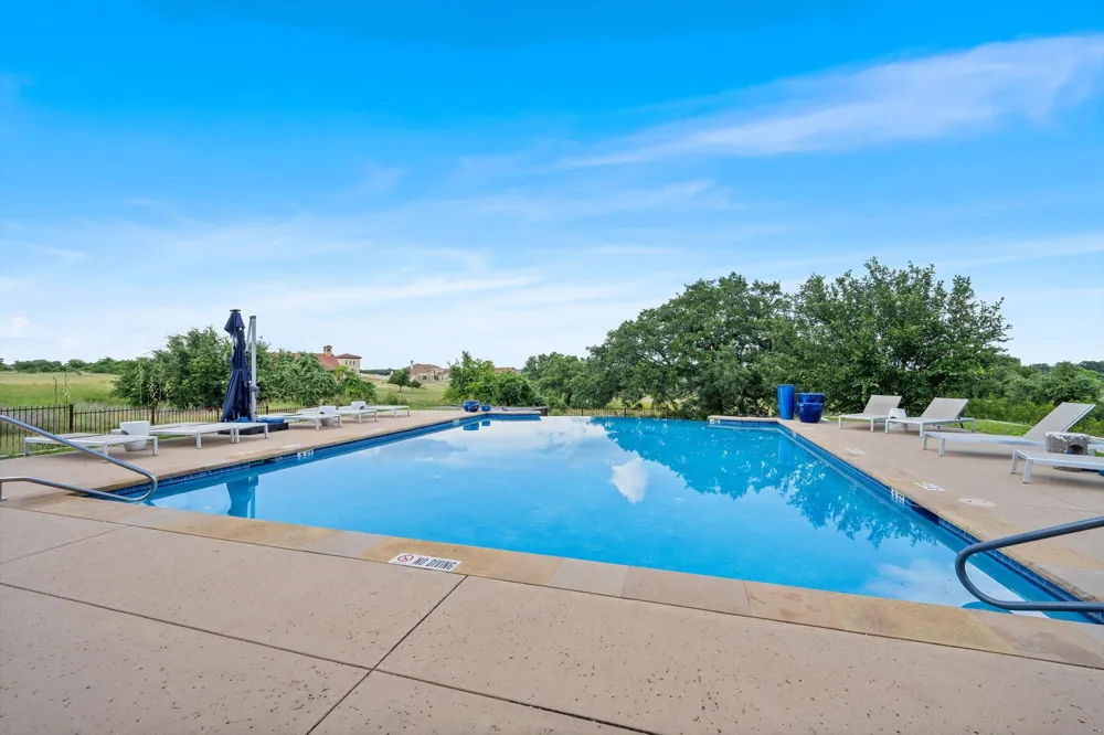 638 Strada Luca Florence, TX 76527