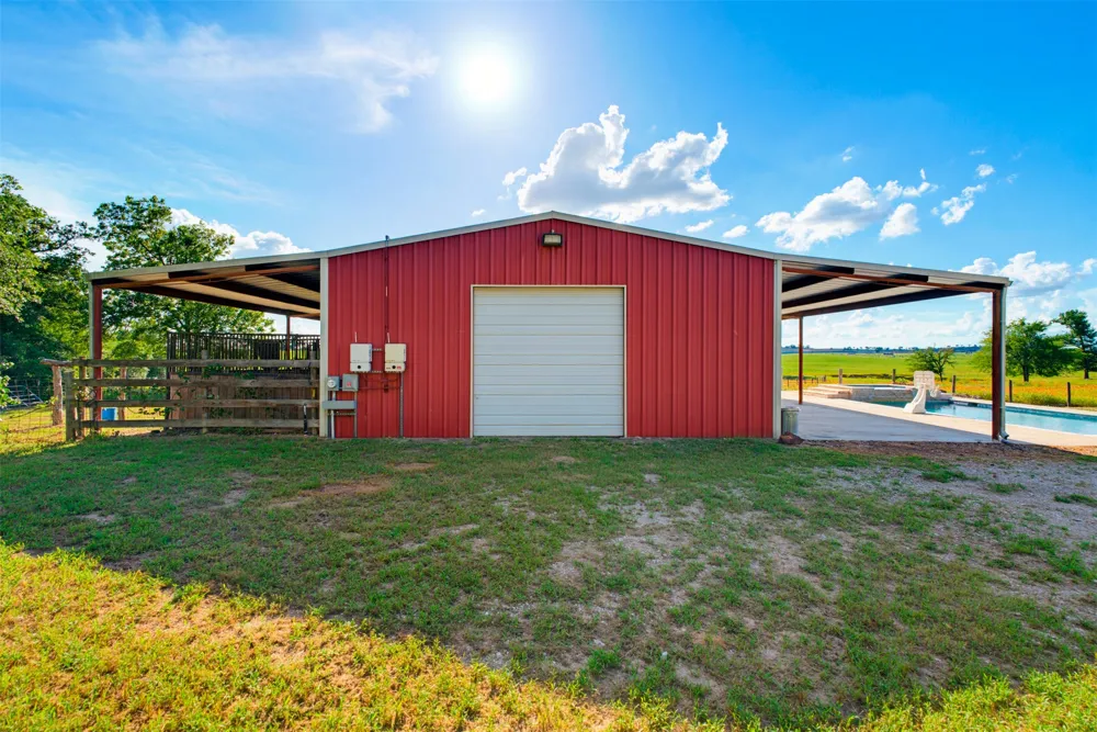 8731 SH 79 Highway Milano, TX 76556