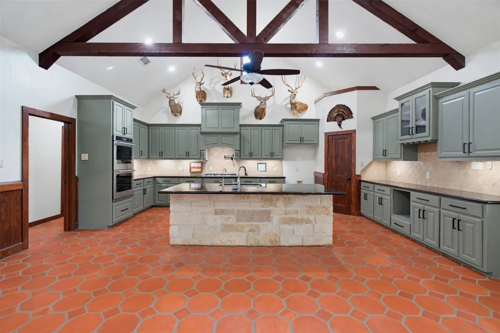 8731 SH 79 Highway Milano, TX 76556