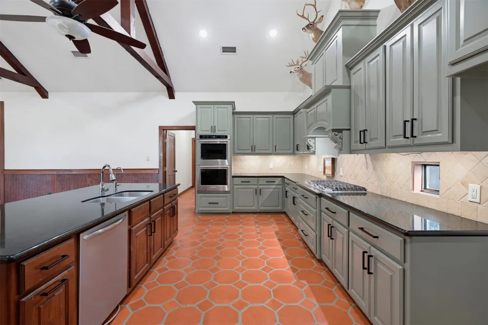 8731 SH 79 Highway Milano, TX 76556