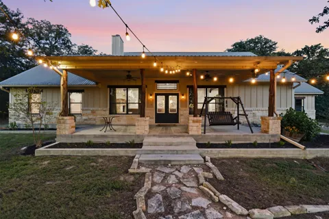 8731 SH 79 Highway