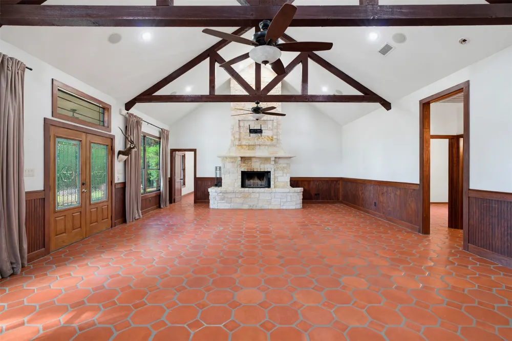 8731 SH 79 Highway Milano, TX 76556