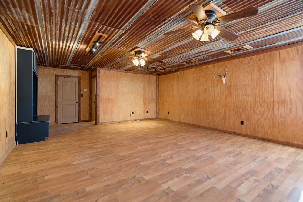 8731 SH 79 Highway Milano, TX 76556