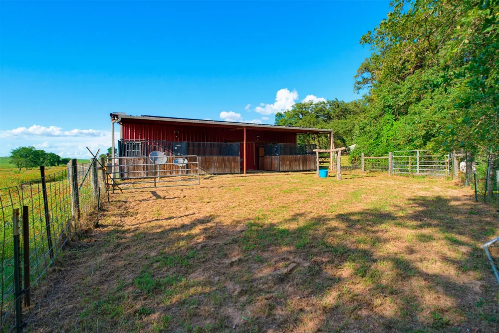 8731 SH 79 Highway Milano, TX 76556