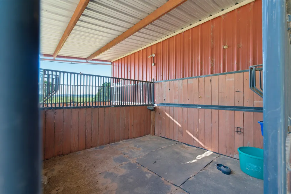 8731 SH 79 Highway Milano, TX 76556