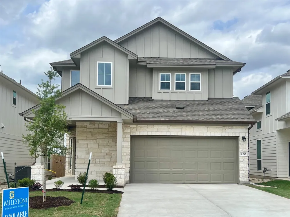 484 Young Street Buda, TX 78610