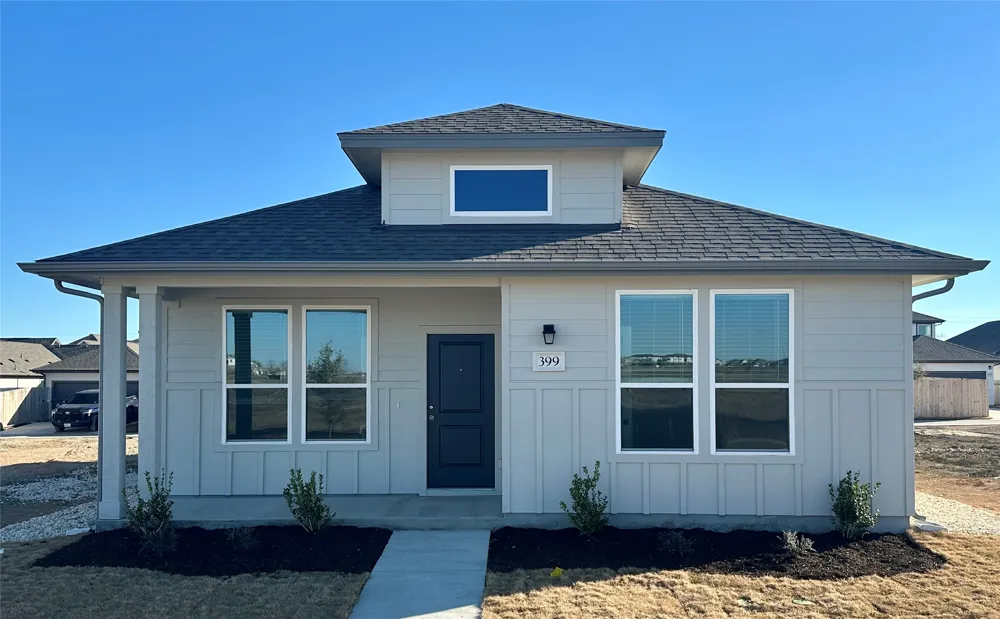 541 Porter Country Parkway Buda, TX 78610