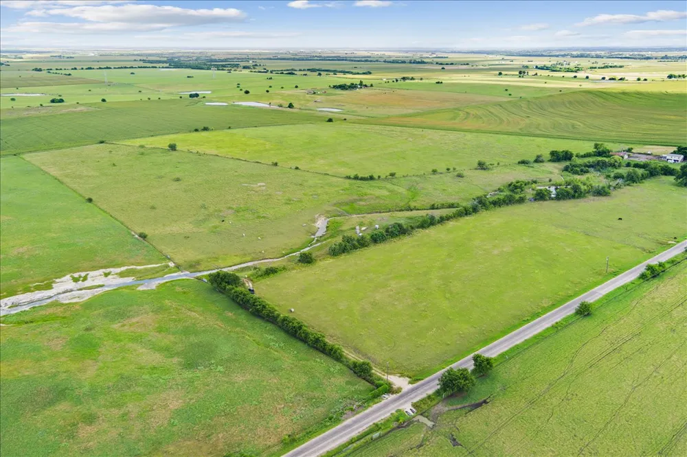1700 CR 322 Bartlett, TX 76511