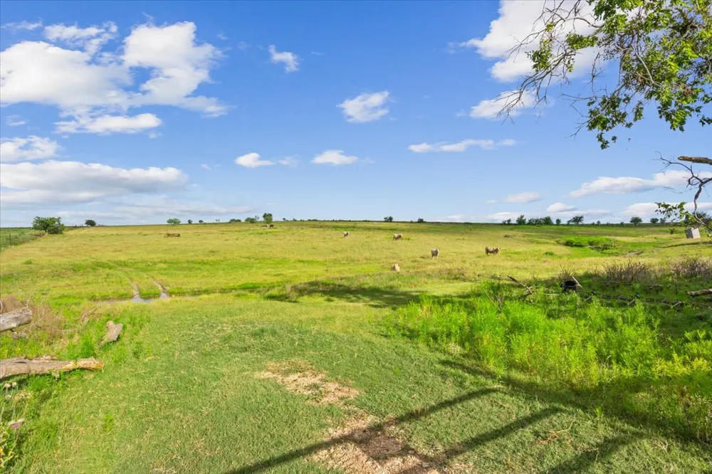 1700 CR 322 Bartlett, TX 76511