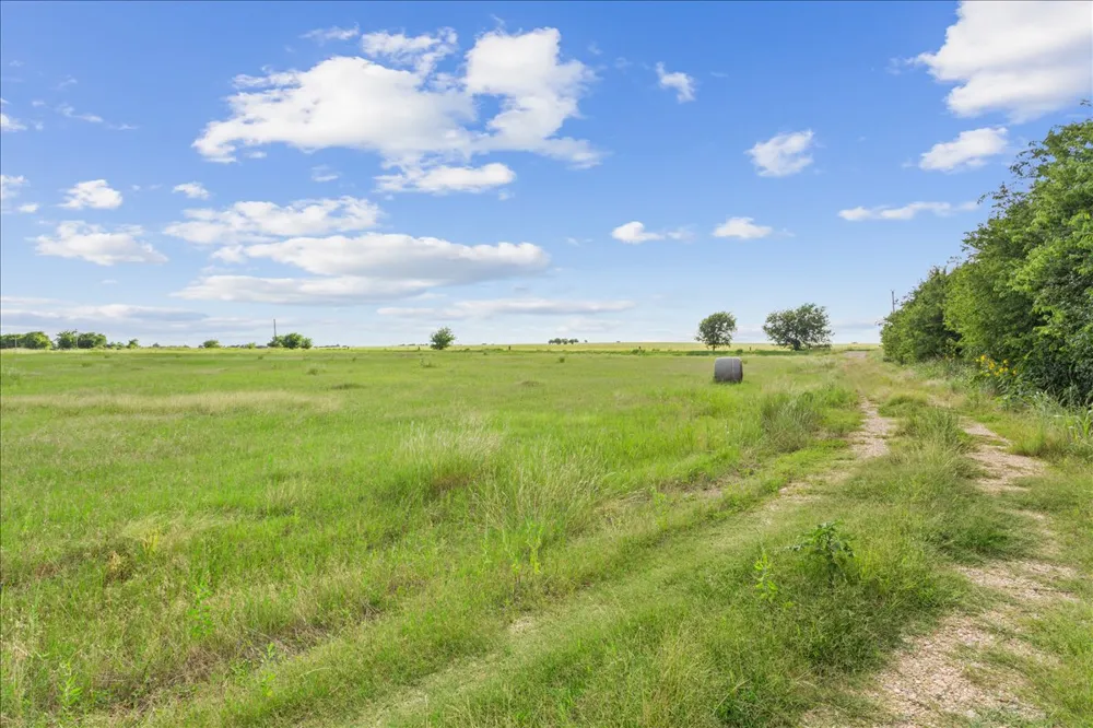 1700 CR 322 Bartlett, TX 76511
