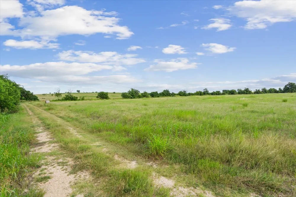 1700 CR 322 Bartlett, TX 76511