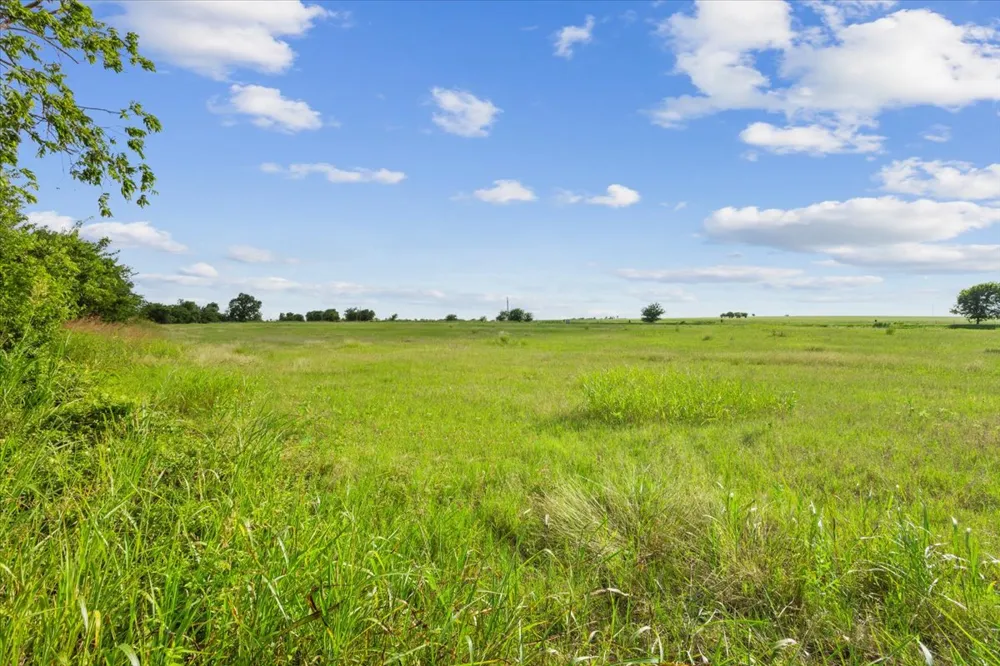 1700 CR 322 Bartlett, TX 76511