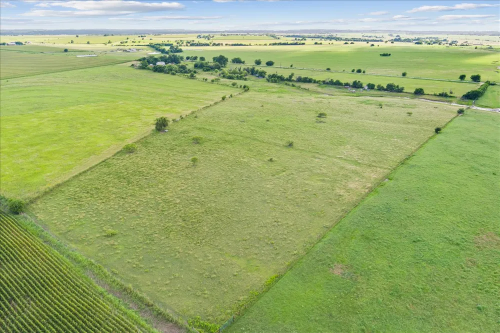 1700 CR 322 Bartlett, TX 76511
