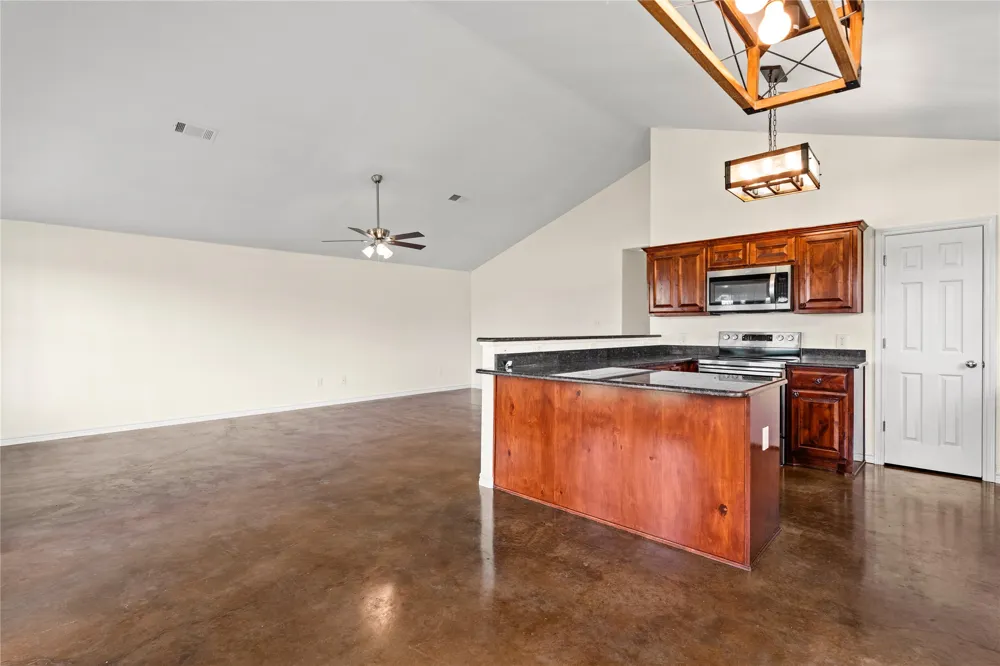 1325 County Road 269 Oglesby, TX 76561