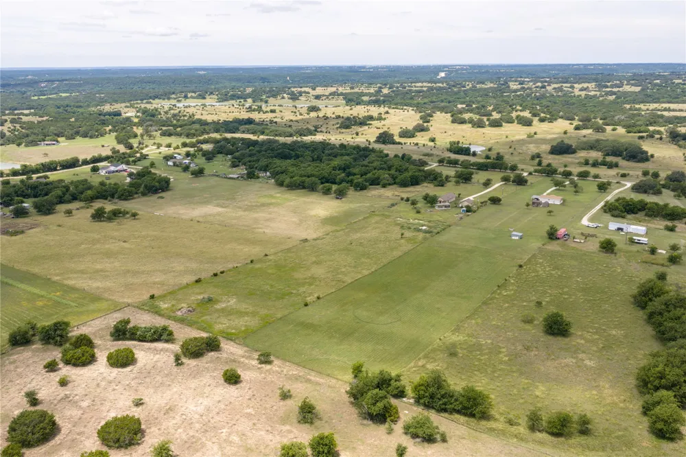 1325 County Road 269 Oglesby, TX 76561