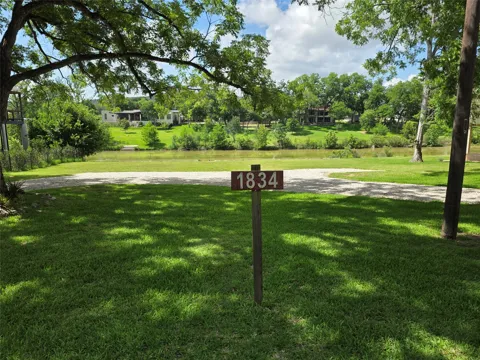 1834 Flite Acres Road