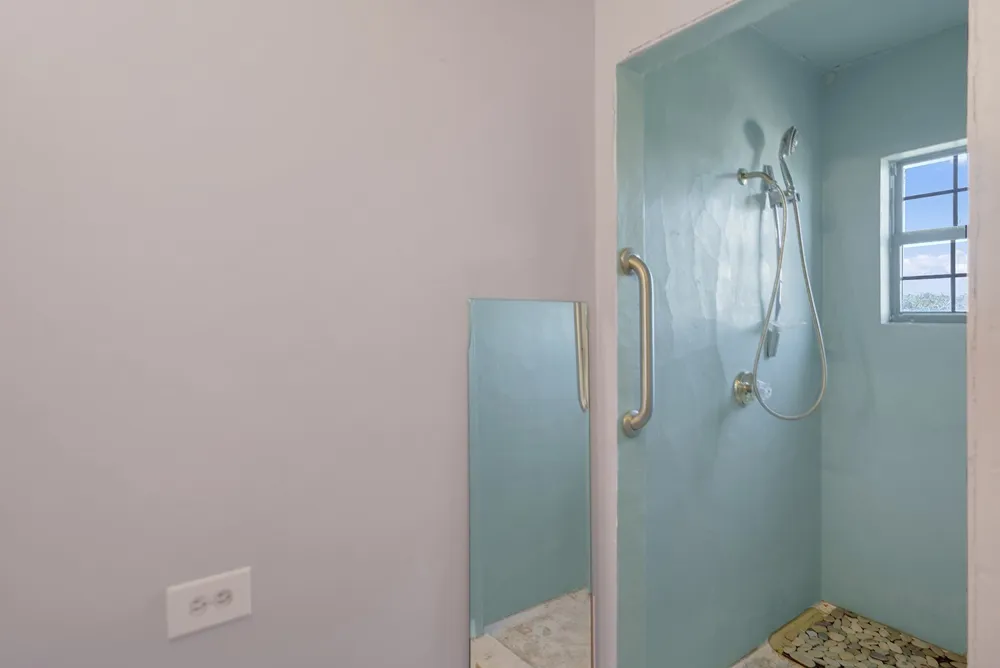 8015 Ozark Drive San Marcos, TX 78666