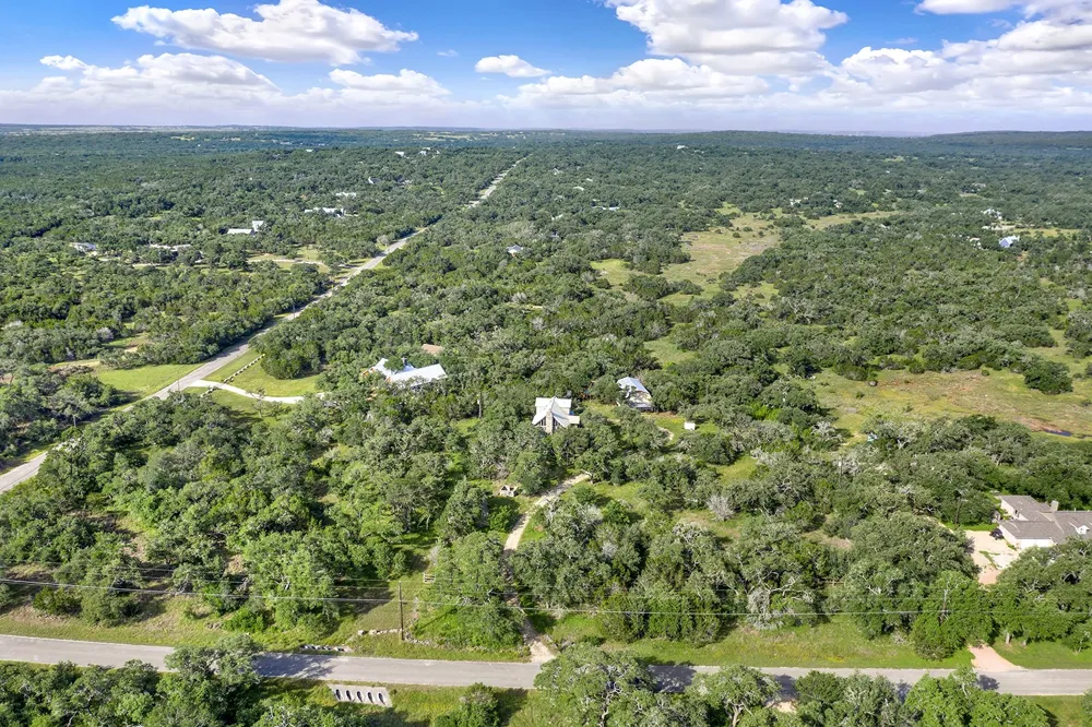 8015 Ozark Drive San Marcos, TX 78666