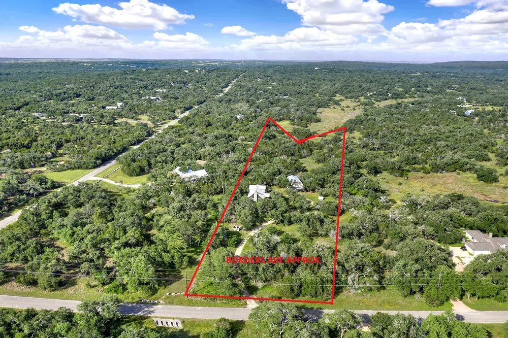 8015 Ozark Drive San Marcos, TX 78666