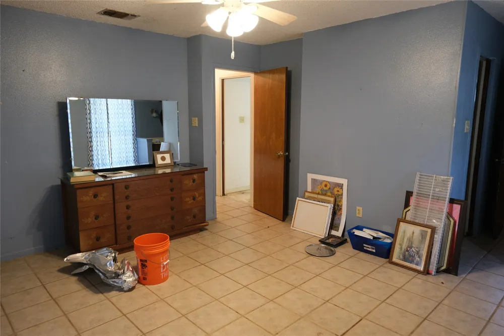 240 McAcres Drive McDade, TX 78650