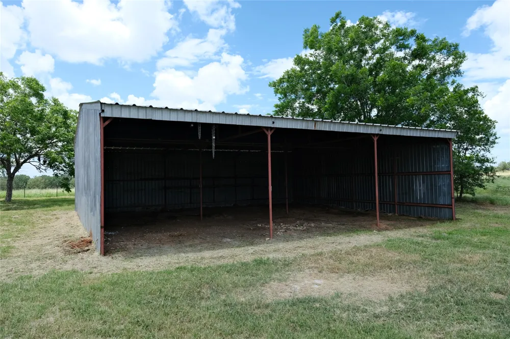 240 McAcres Drive McDade, TX 78650