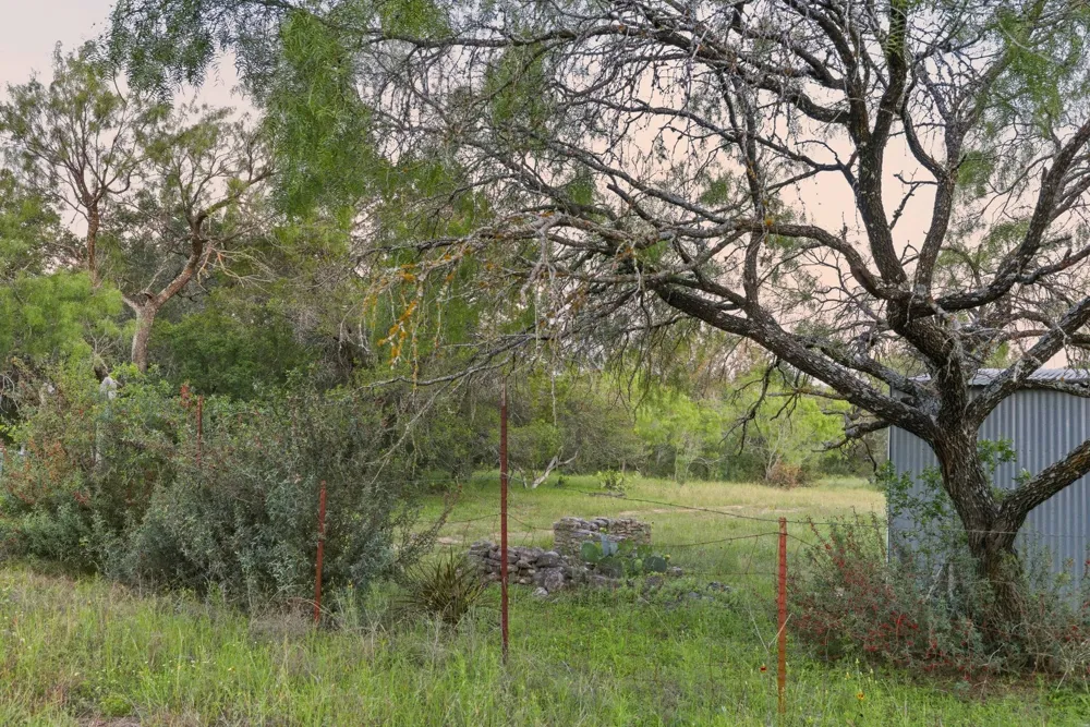 3303 Fearless Treadway Round Mountain, TX 78663