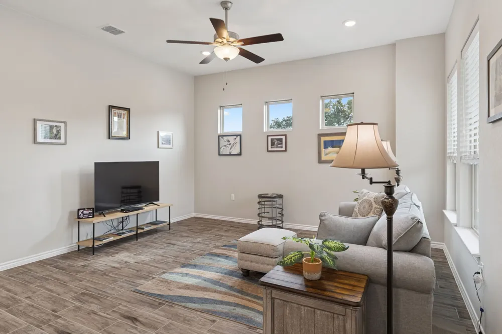105 Lafitte Drive #101 San Marcos, TX 78666