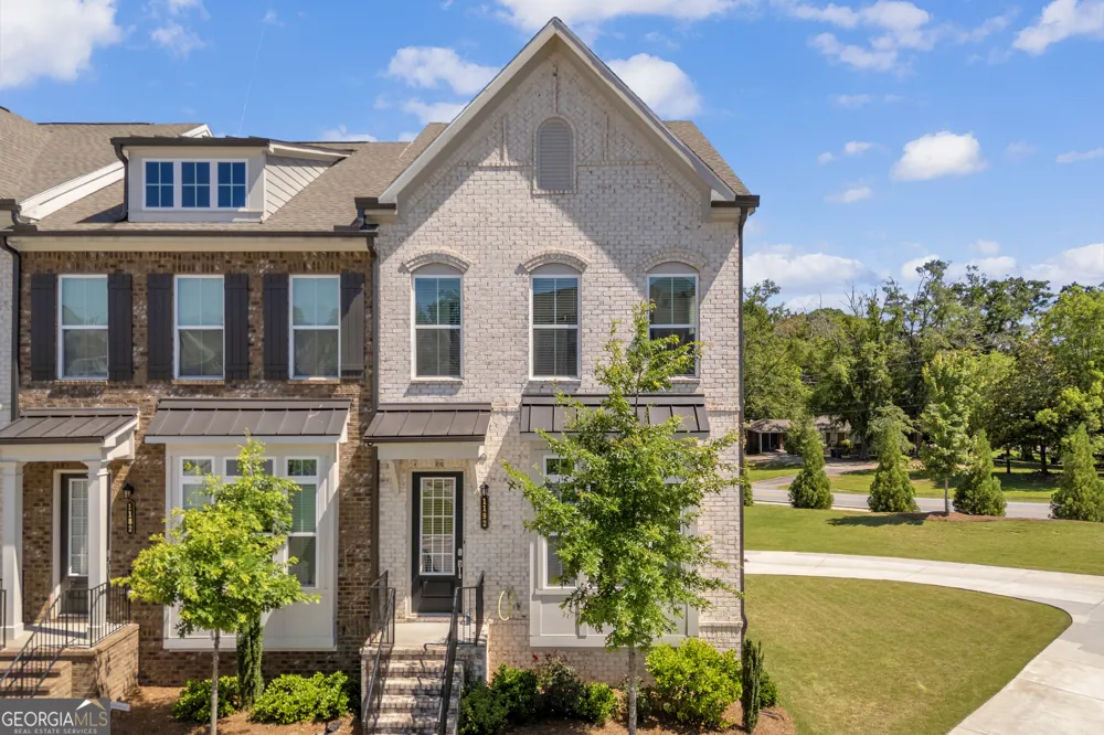 1192 Edwin LN Sugar Hill, GA 30518