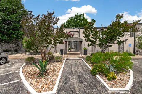 5820 Berkman Drive #120