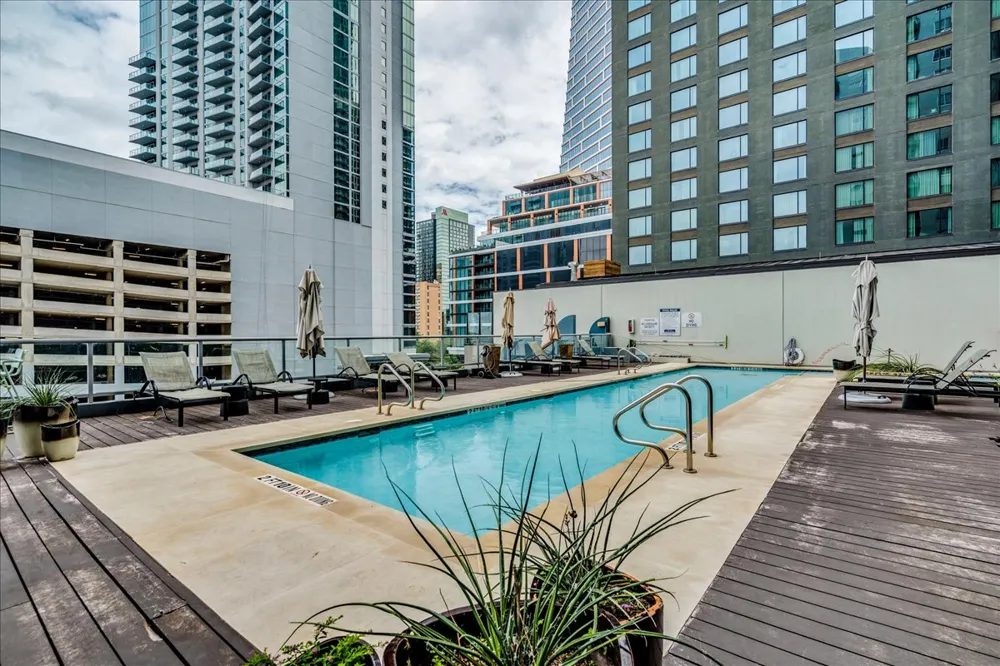 603 Davis Street #1704 Austin, TX 78701