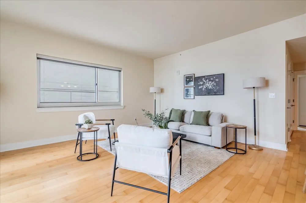 603 Davis Street #1704 Austin, TX 78701
