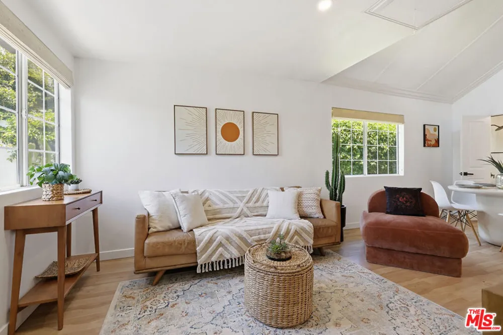 342 Fisher Street Los Angeles, CA 90042