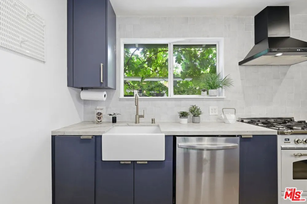 342 Fisher Street Los Angeles, CA 90042