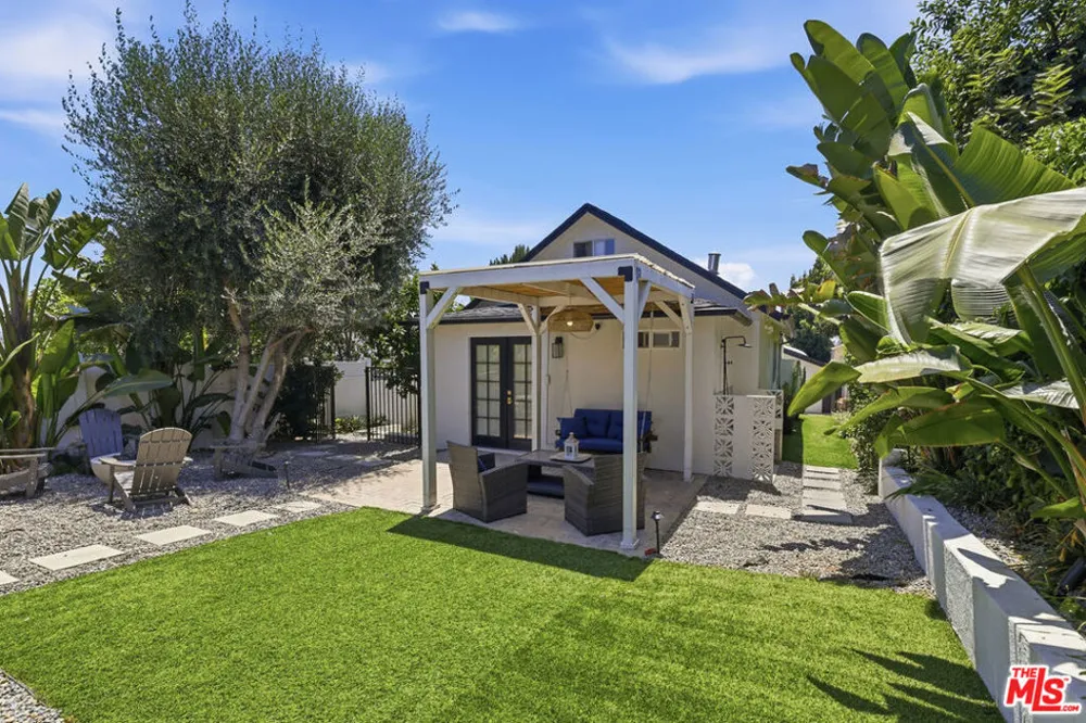 342 Fisher Street Los Angeles, CA 90042