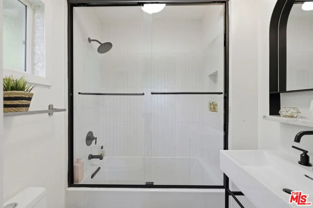 342 Fisher Street Los Angeles, CA 90042