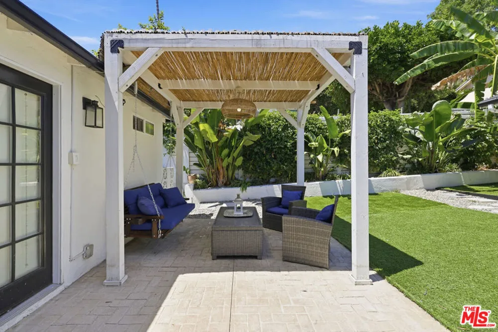 342 Fisher Street Los Angeles, CA 90042