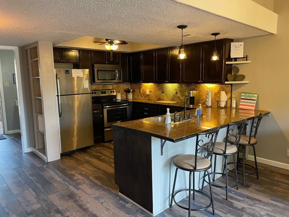 329 Venture Boulevard S Point Venture, TX 78645