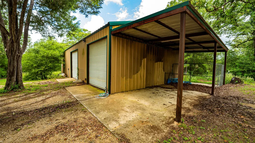 1908 County Road 305 Rockdale, TX 76567